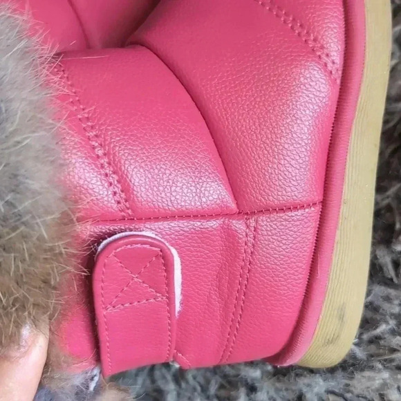 Bundle of Toddler girls boots Cat and Jack, Comfy Kids - Picture 4 of 11